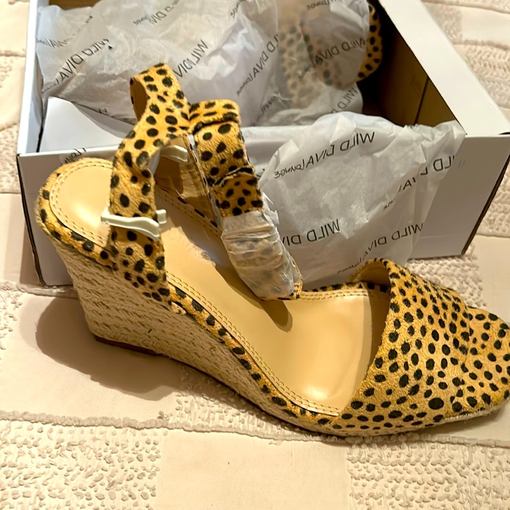 Cheetah print wedges size 8